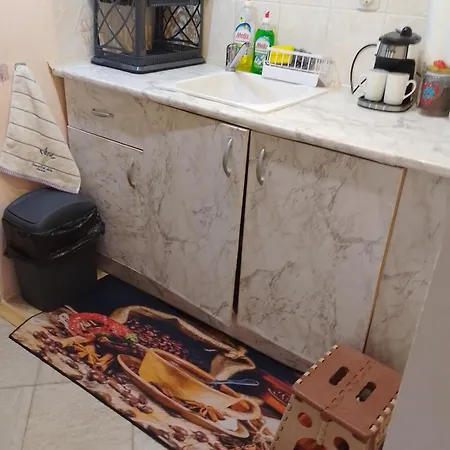 Apartamento студио свежест